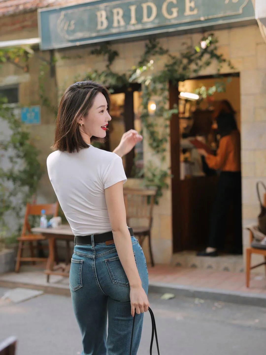 穿牛仔裤拍照,9个姿势,时尚好看,拍照身材好、气质佳