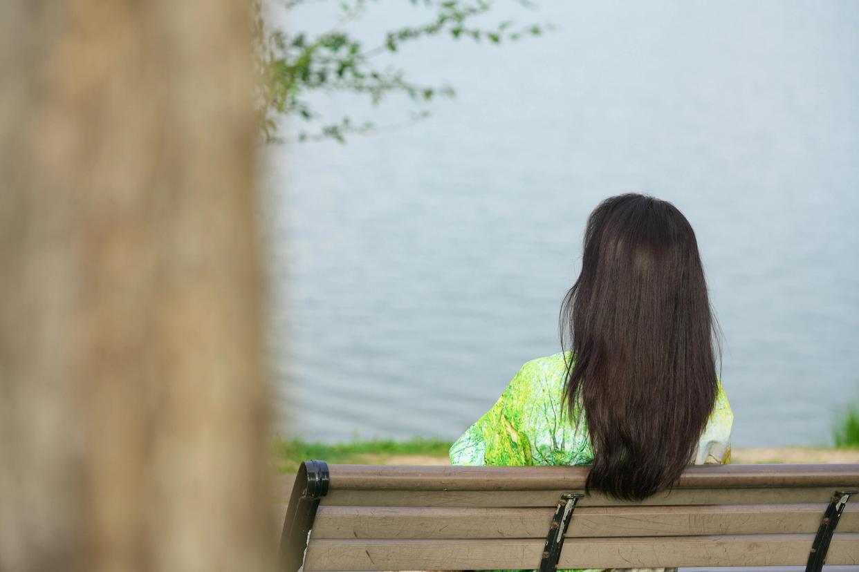 中年女士拍照，几个拍照建议，拍照漂亮温柔，显年轻有气质
