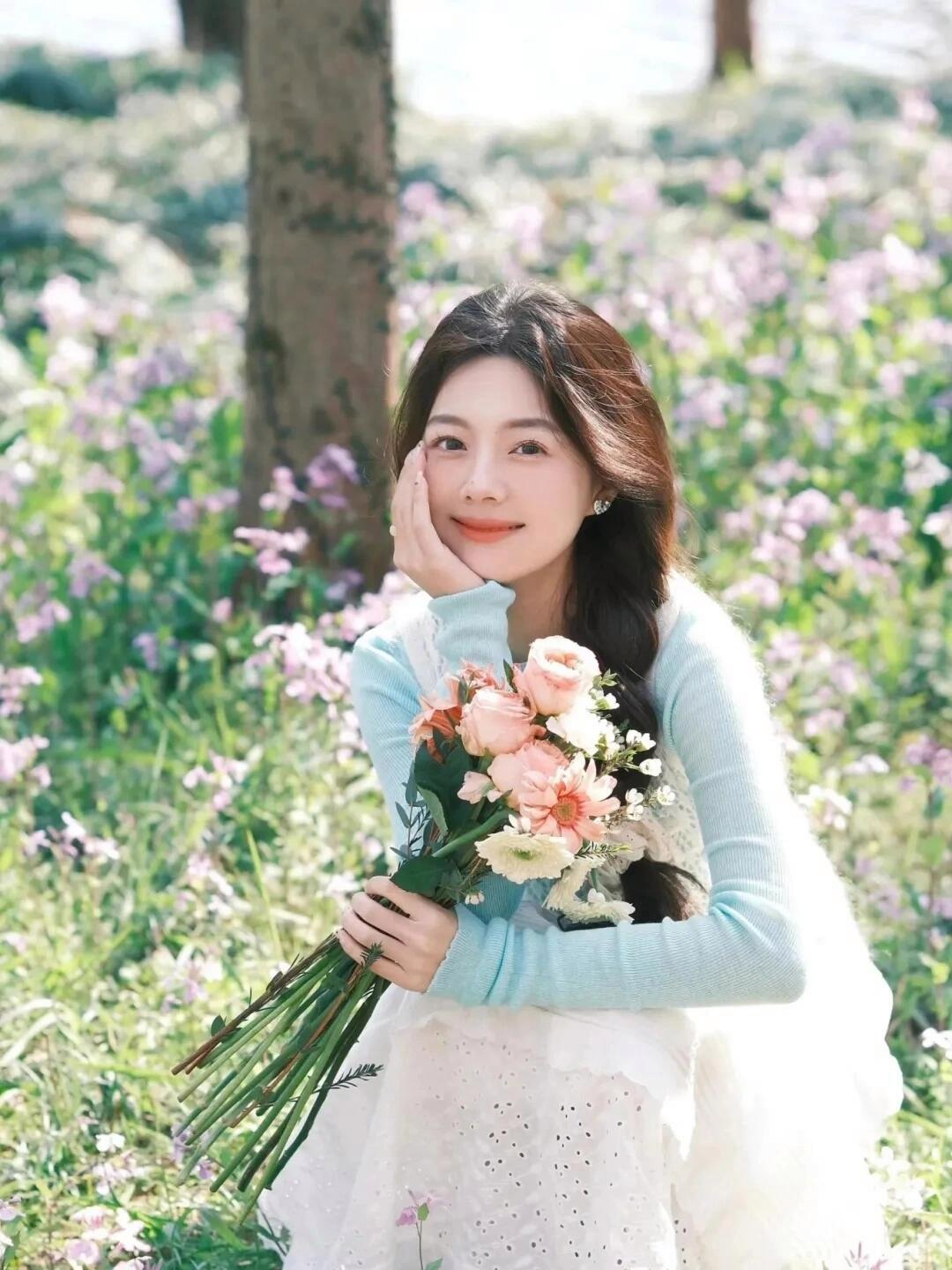 花海拍照怎么拍,掌握这些拍照技巧,花海拍照美美的