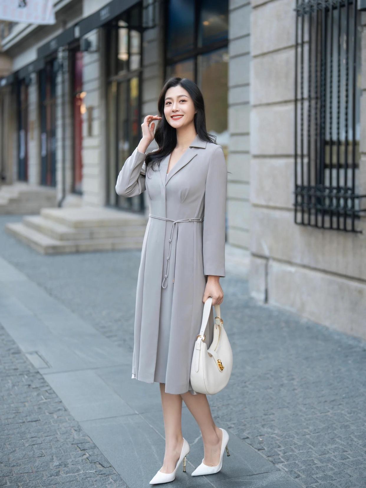 日常拍照,如何摆姿势更加分?7个动作拍照气质漂亮又落落大方