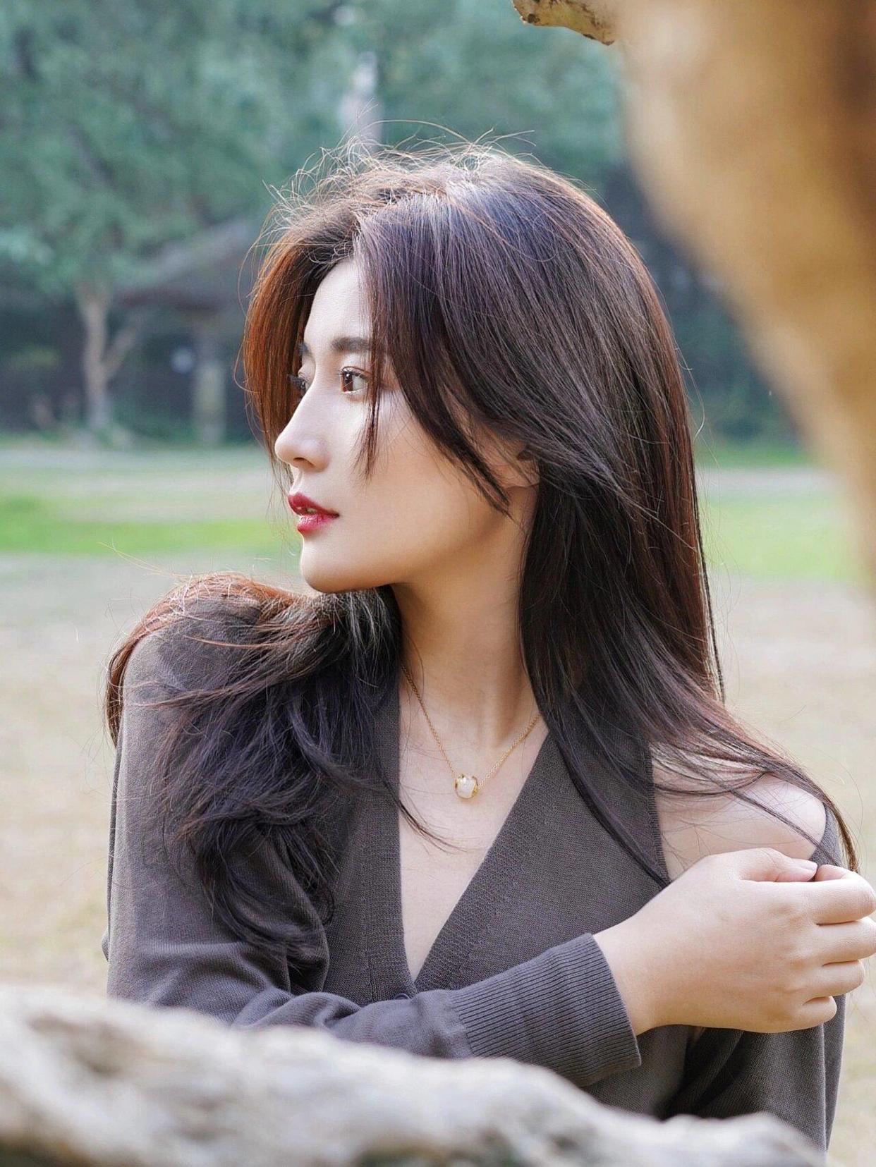 拒绝游客照,旅行拍照10个姿势,拍照简单又自然