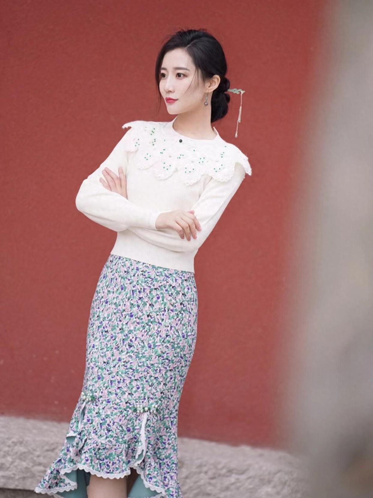 怎么拍照自然，姿势这样摆，照片这样拍，好看又出圈