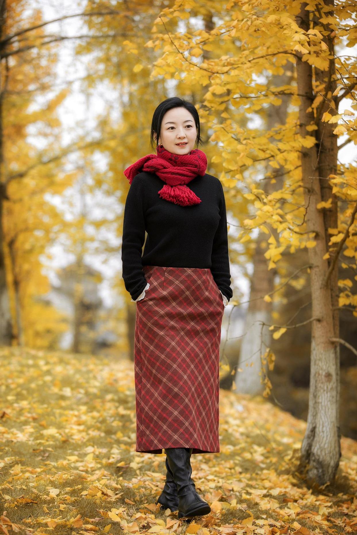 姐姐拍照，这些简洁利落的姿势，拍照落落大方很优雅