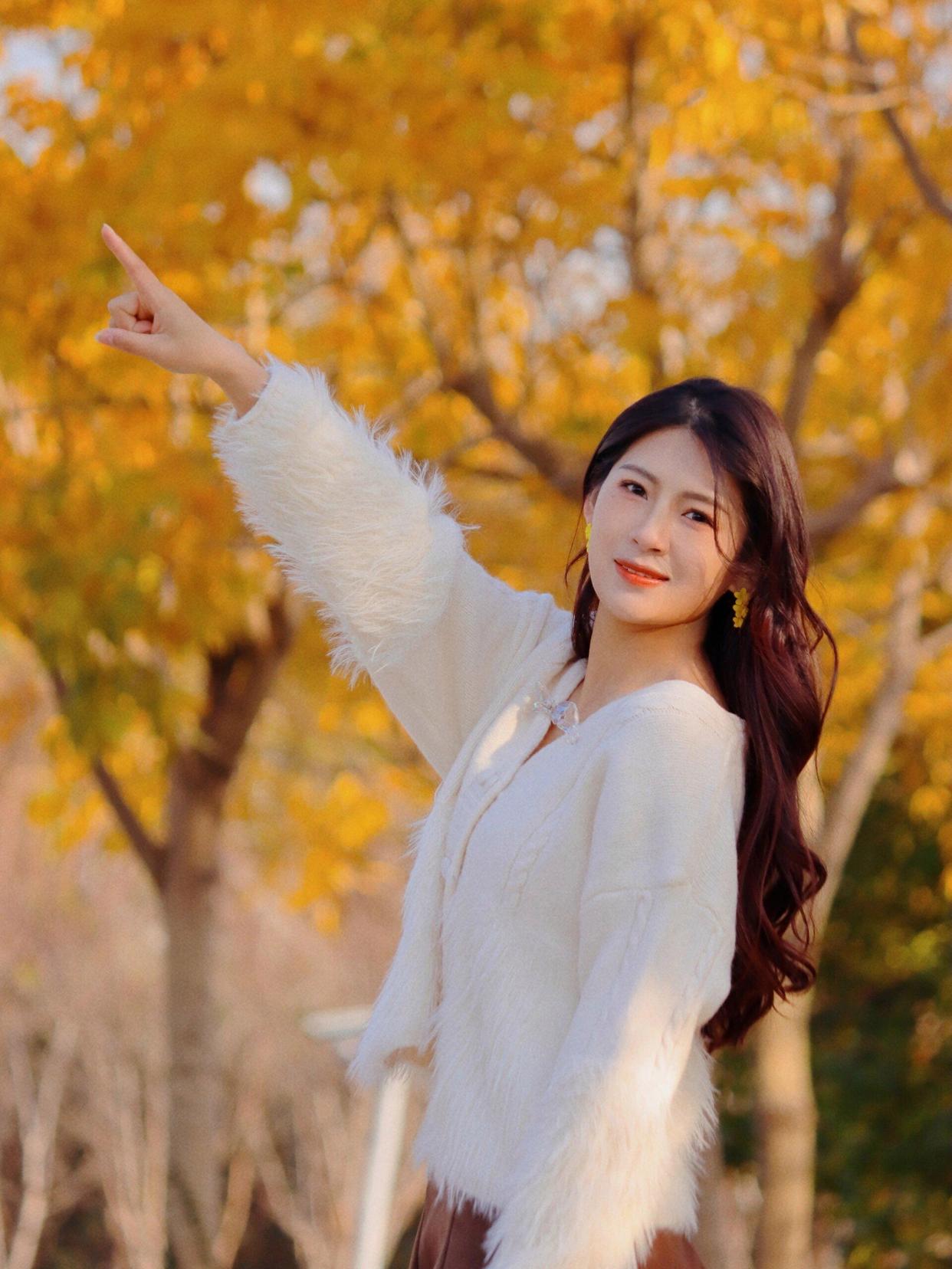 银杏拍照姿势,快学这9个,拍照好看又有氛围感