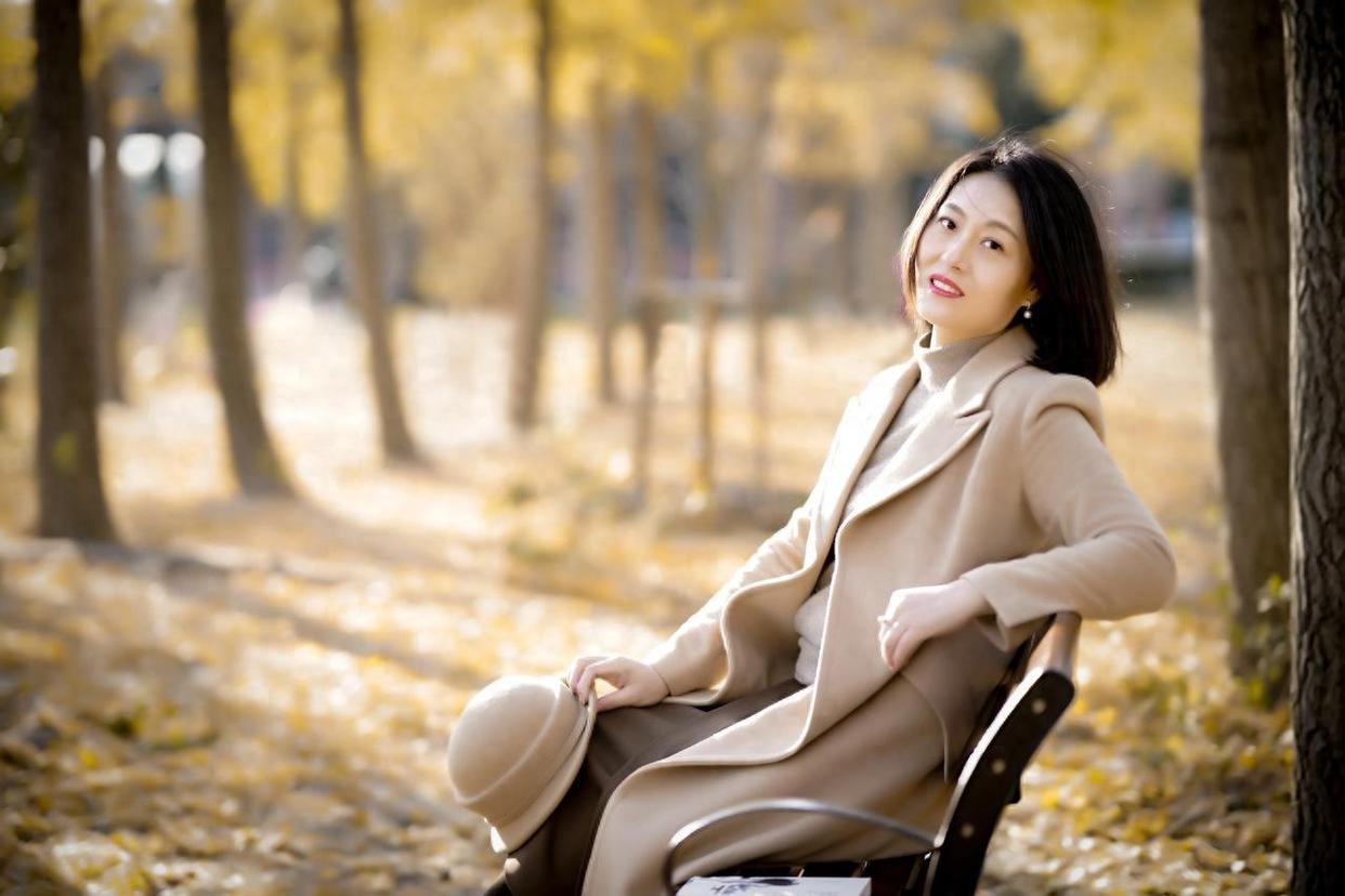 中年女士怎么拍,8个摄影技巧,拍照不尴尬,自然又好看