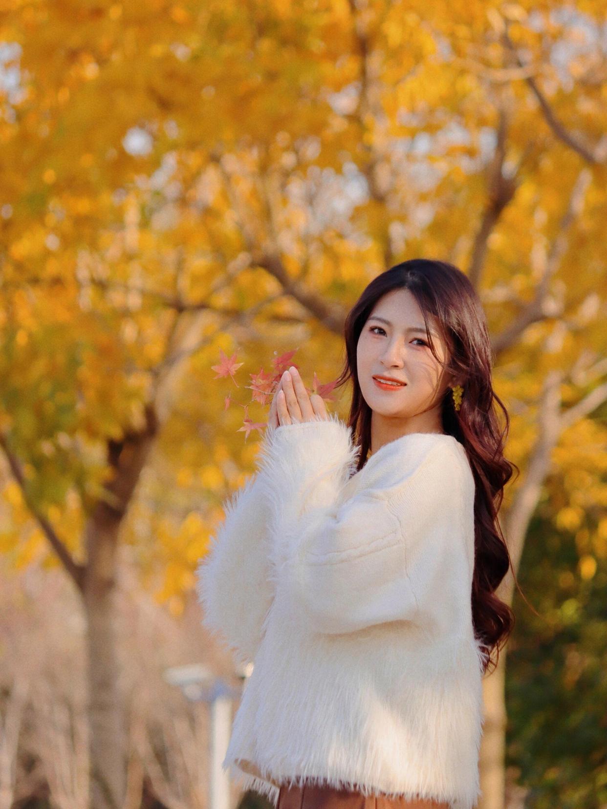 银杏拍照姿势,快学这9个,拍照好看又有氛围感