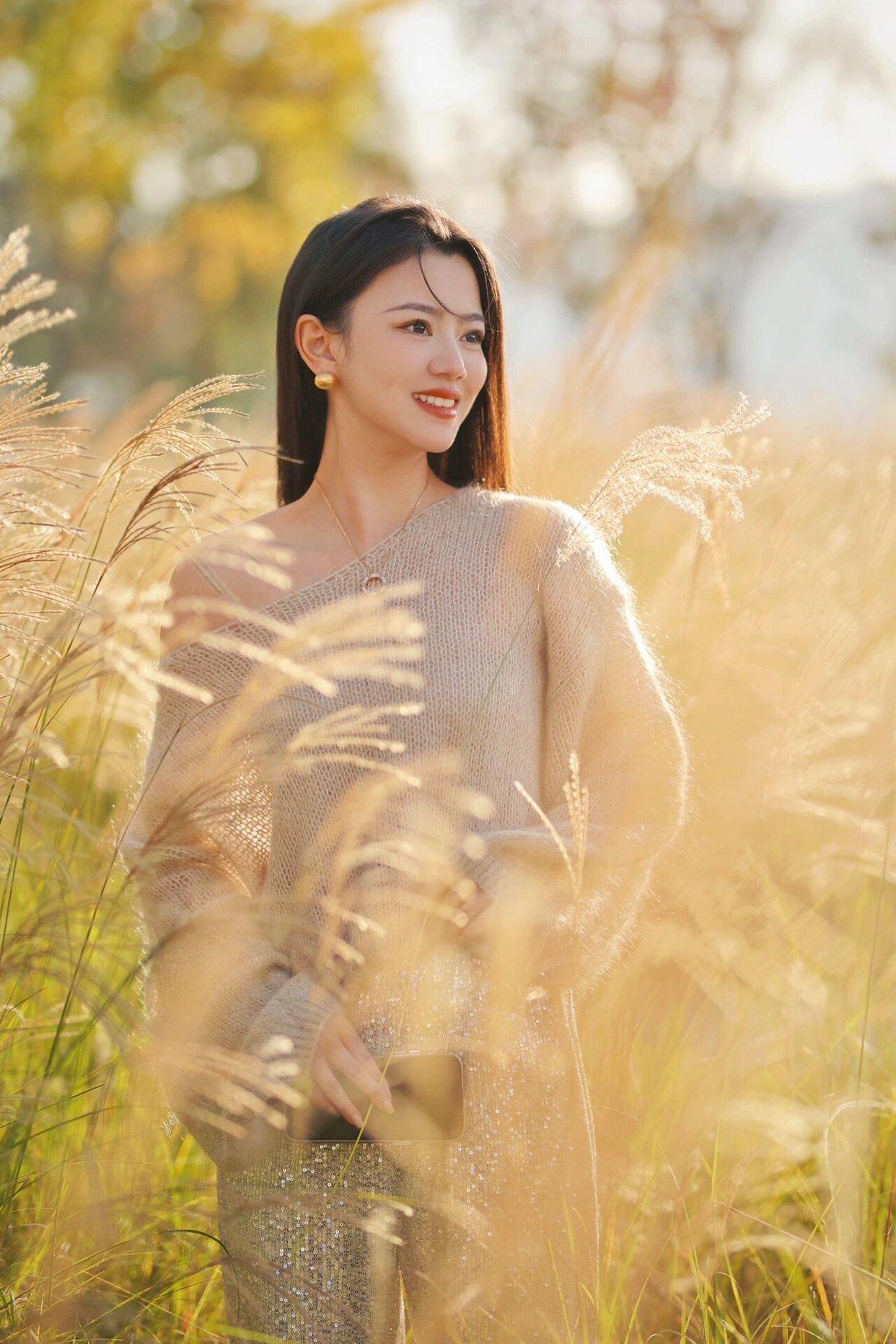 8个通用拍照姿势,简约好学,拍照上镜自然又好看