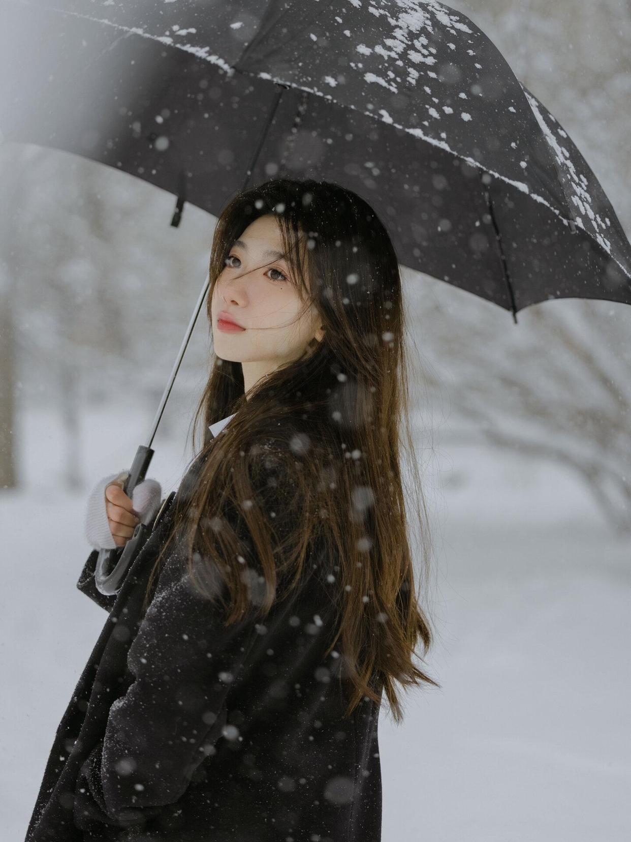 冬天拍照,试试这9个拍照姿势,照片上镜出片有氛围感