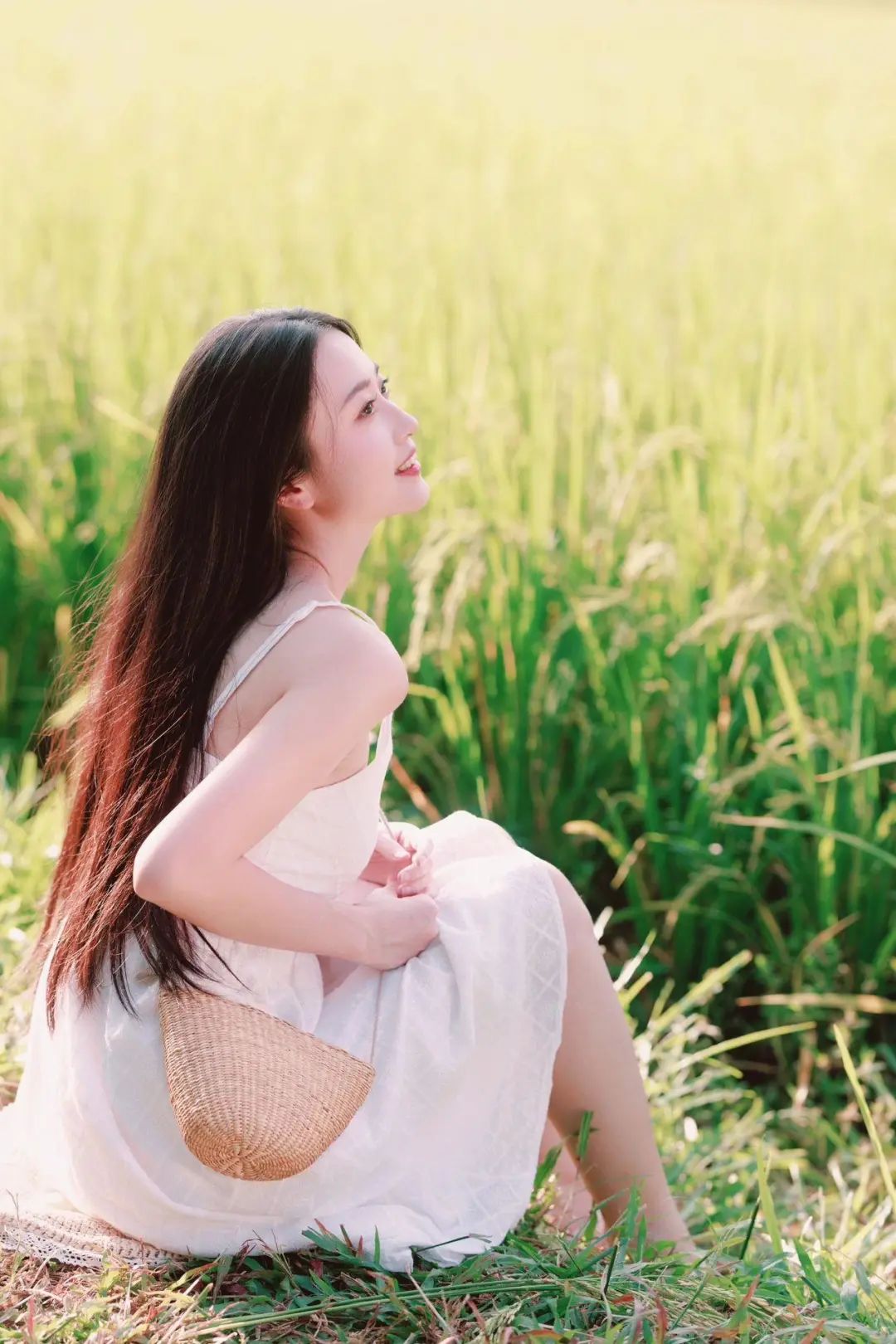 这81个拍照姿势,适合各种场景,在哪里拍照都出片漂亮