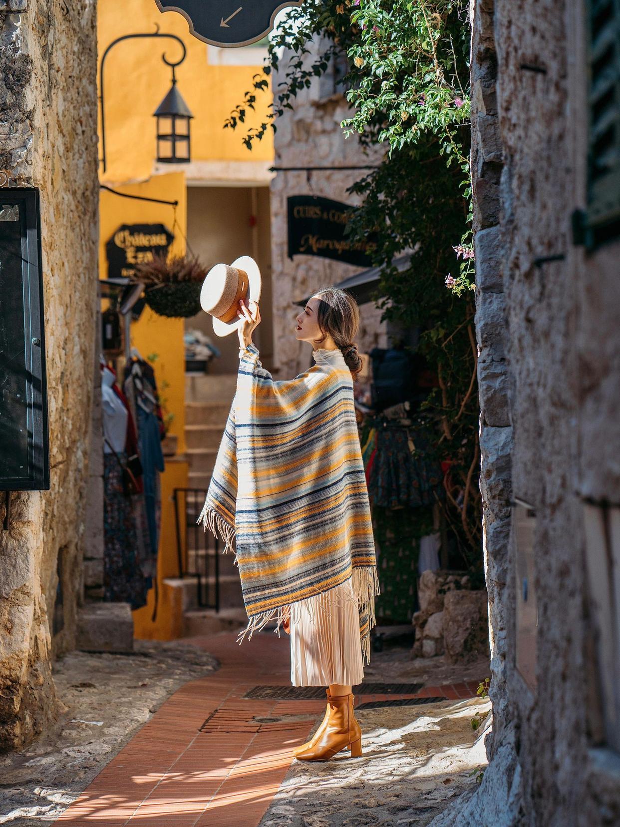 女士拍照有技巧,9个姿势轻松学,自然大方、气质又漂亮