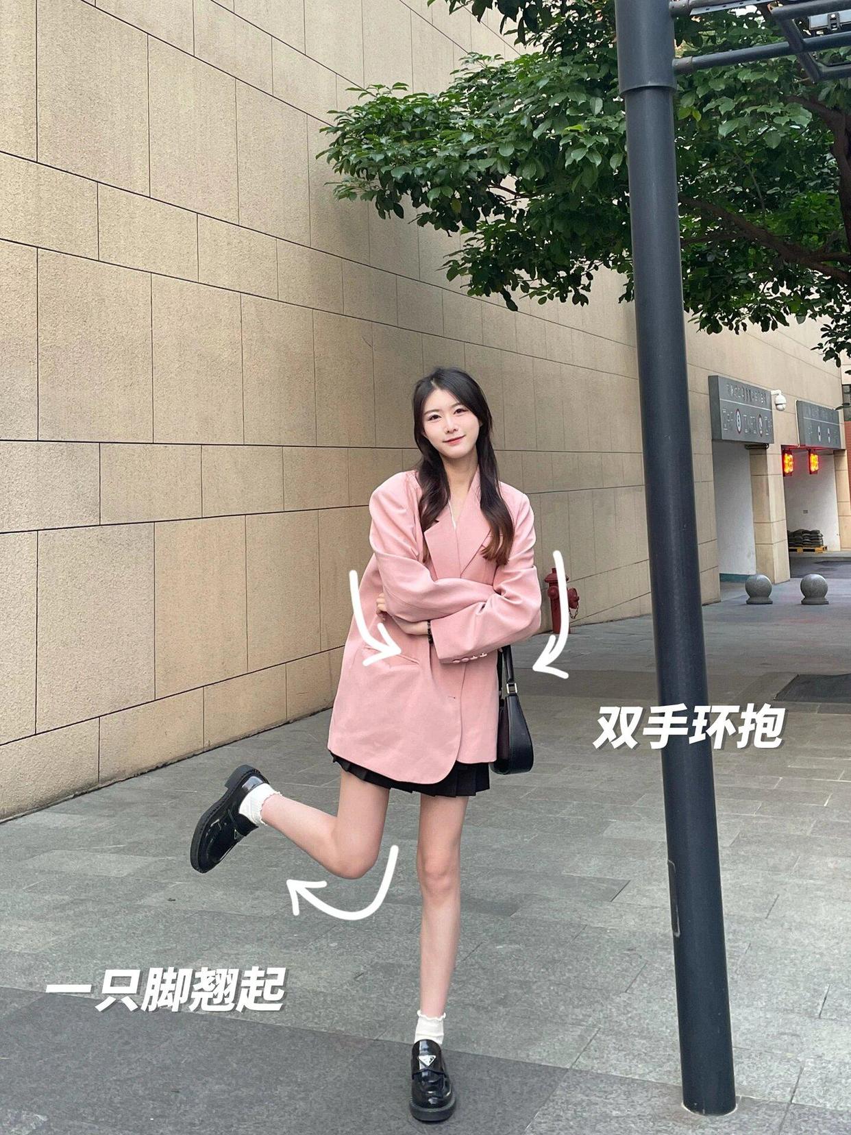 全身照站姿怎么拍,9个姿势,温柔又出片,腿长又好看