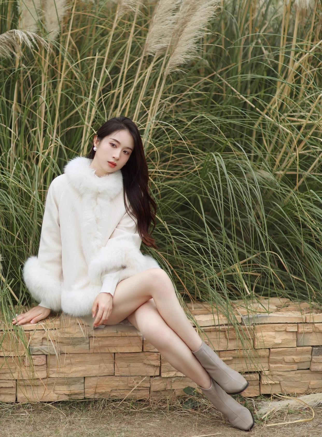 芦苇荡里拍人像,这些要点重点学,拍出简约高级大气美