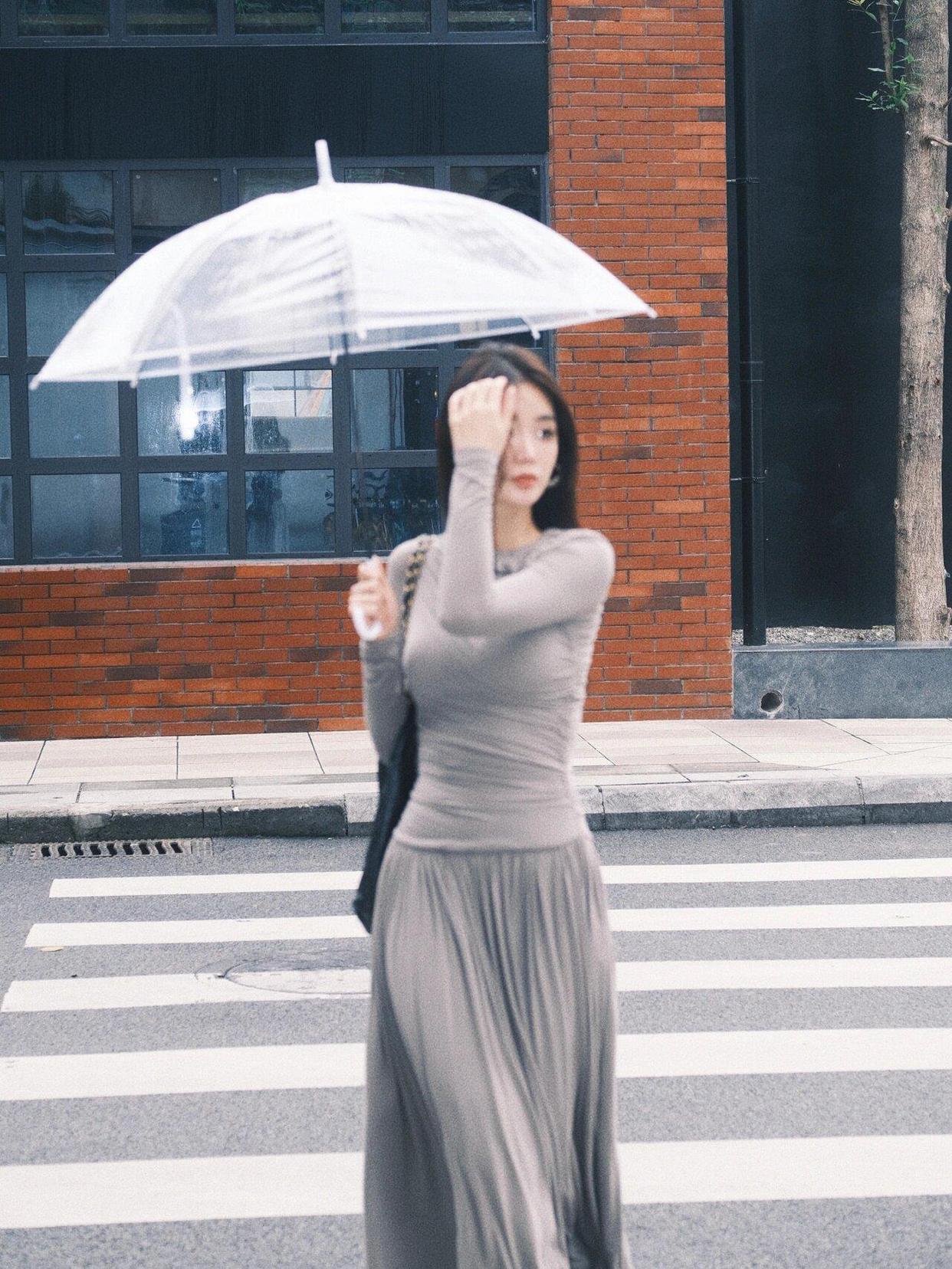 适合在外拍照的9个姿势,学起来,拍照很漂亮