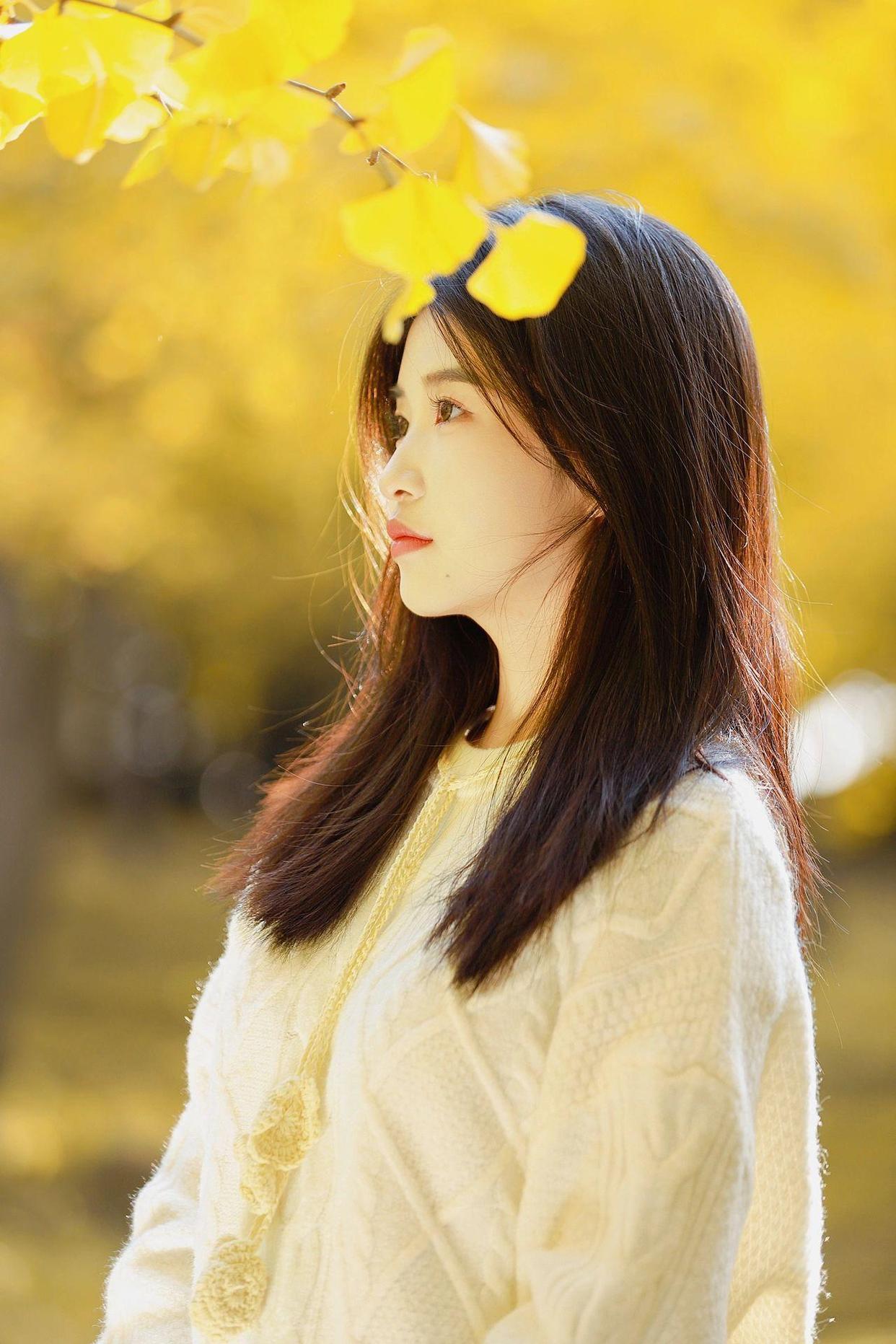 适合在外拍照的9个姿势,学起来,拍照很漂亮