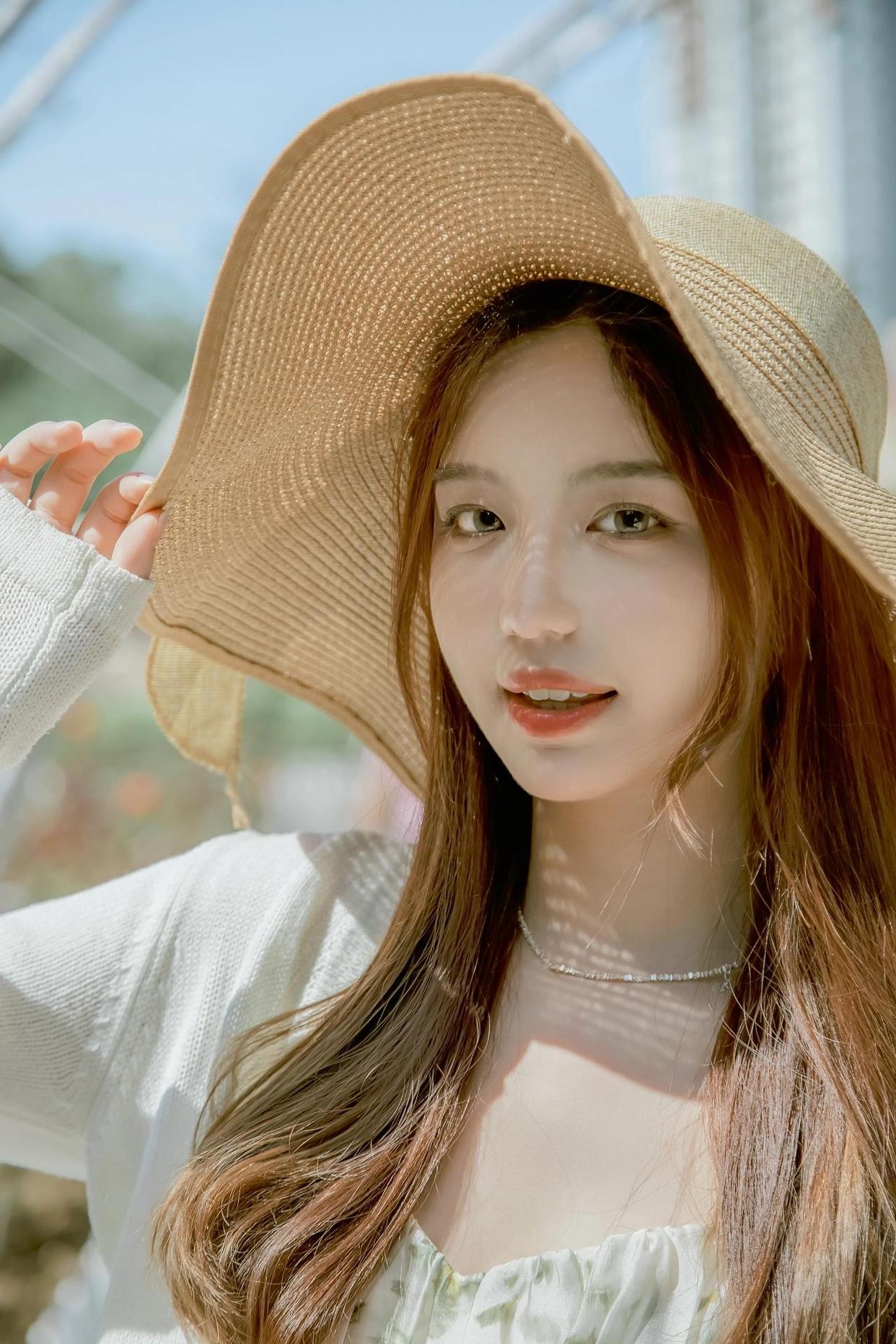 适合在外拍照的9个姿势,学起来,拍照很漂亮