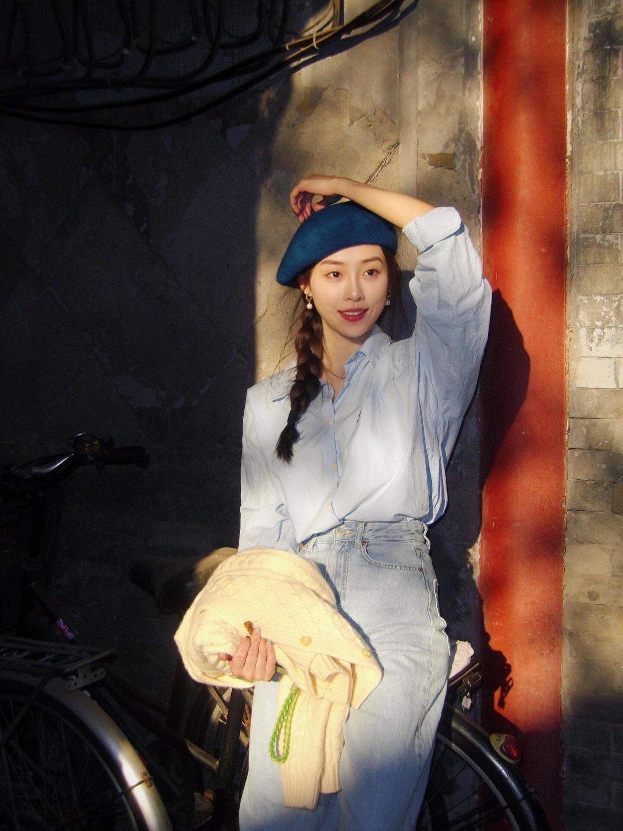 适合在外拍照的9个姿势,学起来,拍照很漂亮