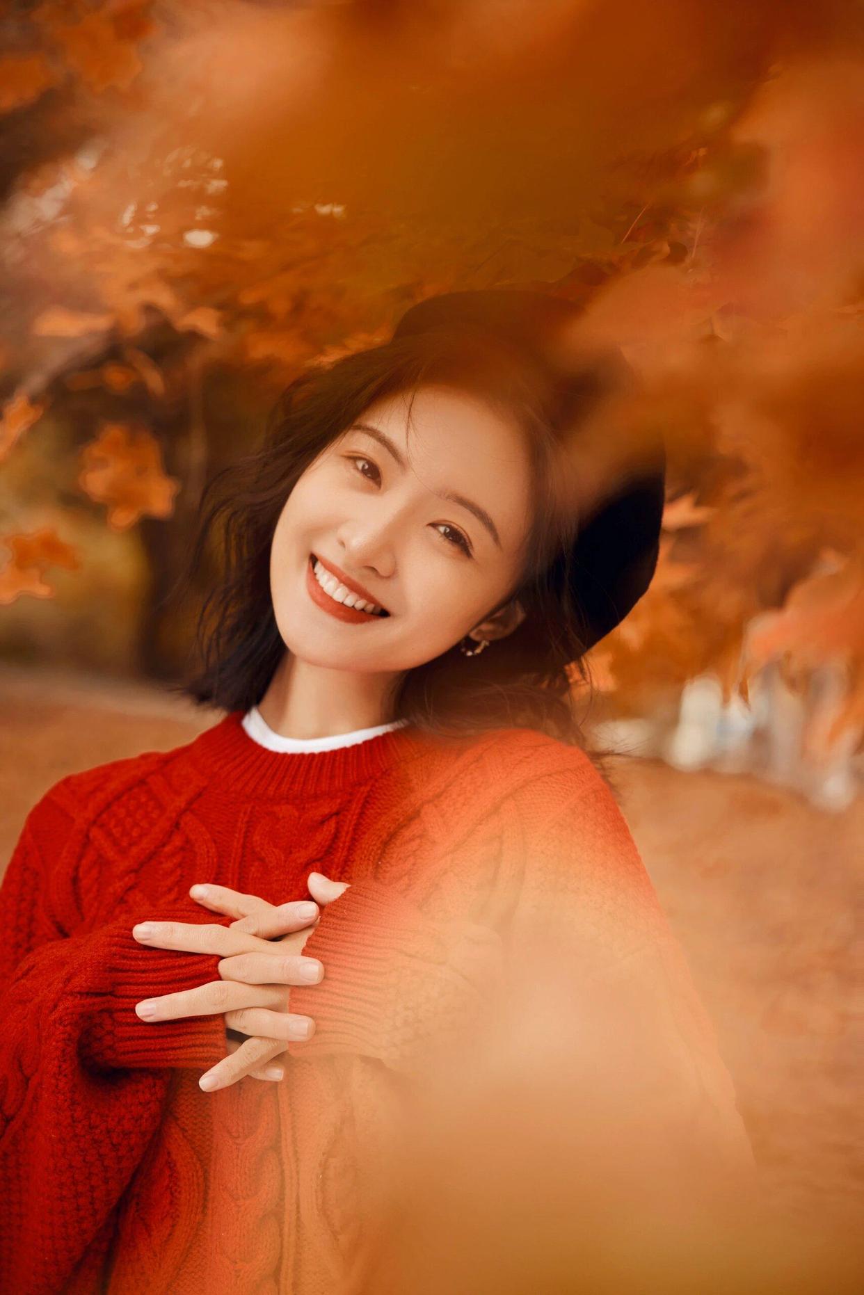 秋天枫叶写真怎么拍,8种拍摄技巧,拍出氛围感写真照