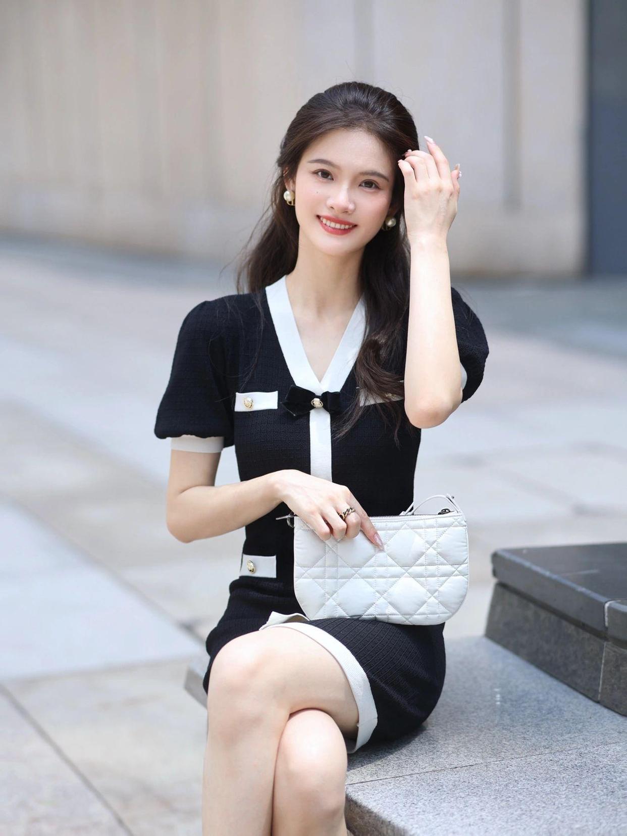 轻松上镜,美翻朋友圈!8个简单好看的拍照姿势,新手必备