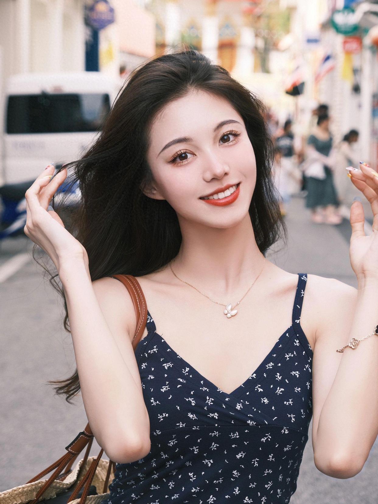 9个拍照小技巧,一学就会,拍照自然好看、氛围感拉满