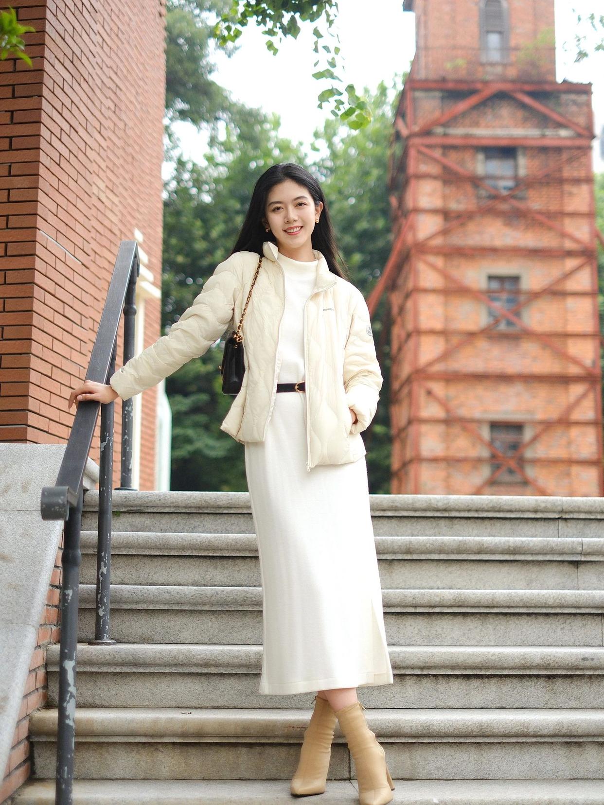 楼梯拍照有技巧,这7个实用的方法学起来,出片自然人好看