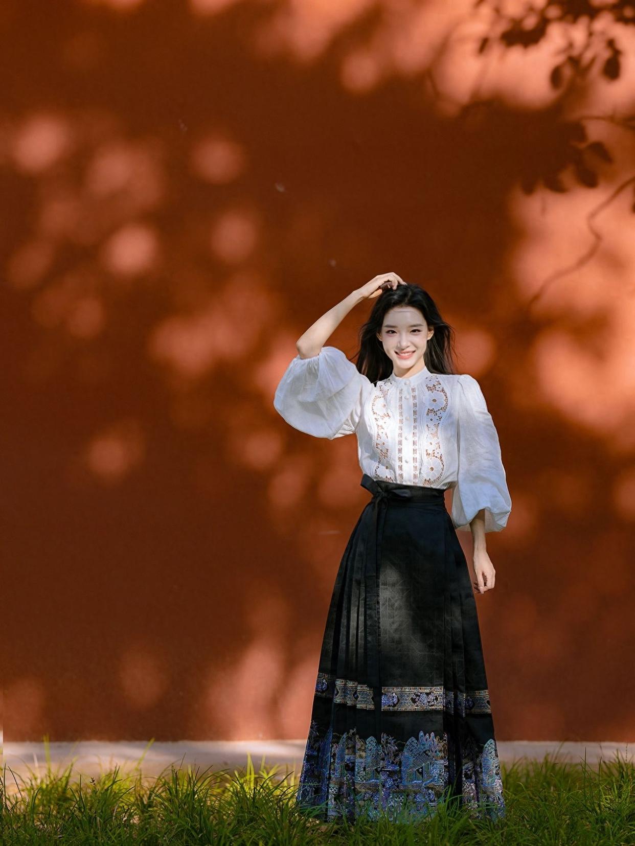 8个拍照姿势,简单易学,拍全身照气质好,又高又好看