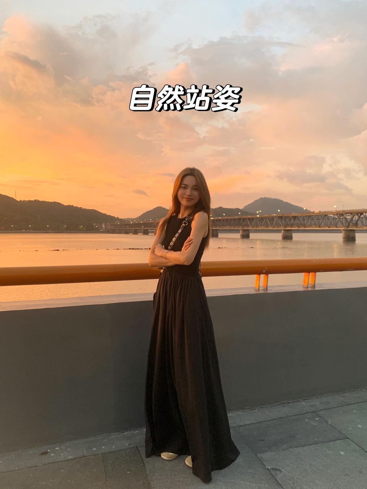 9个夕阳拍照姿势,一看就会,出片氛围感满满