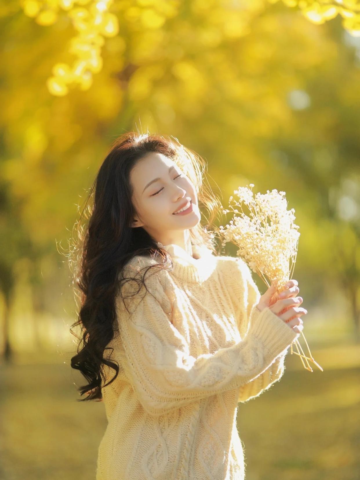 秋季人像这样拍,又美又有氛围感,发朋友圈获赞无数