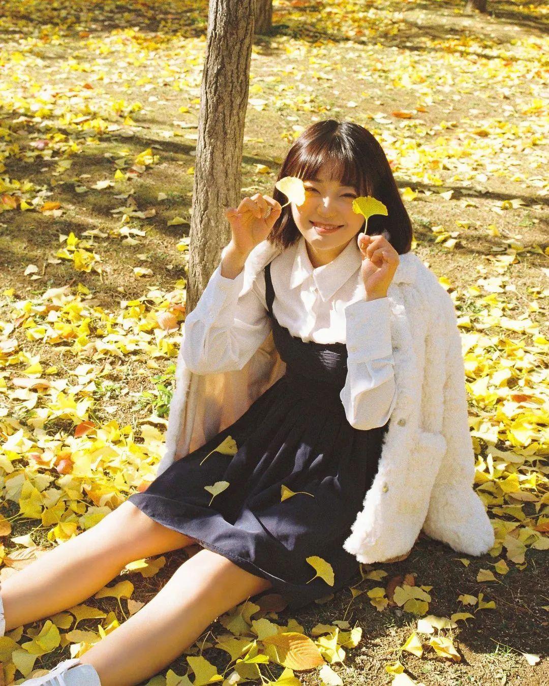 秋季人像这样拍,又美又有氛围感,发朋友圈获赞无数