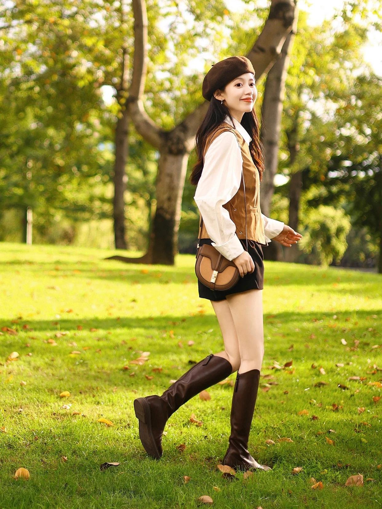 7个自然又出圈拍照姿势,日常照片这样拍,发朋友圈获赞无数