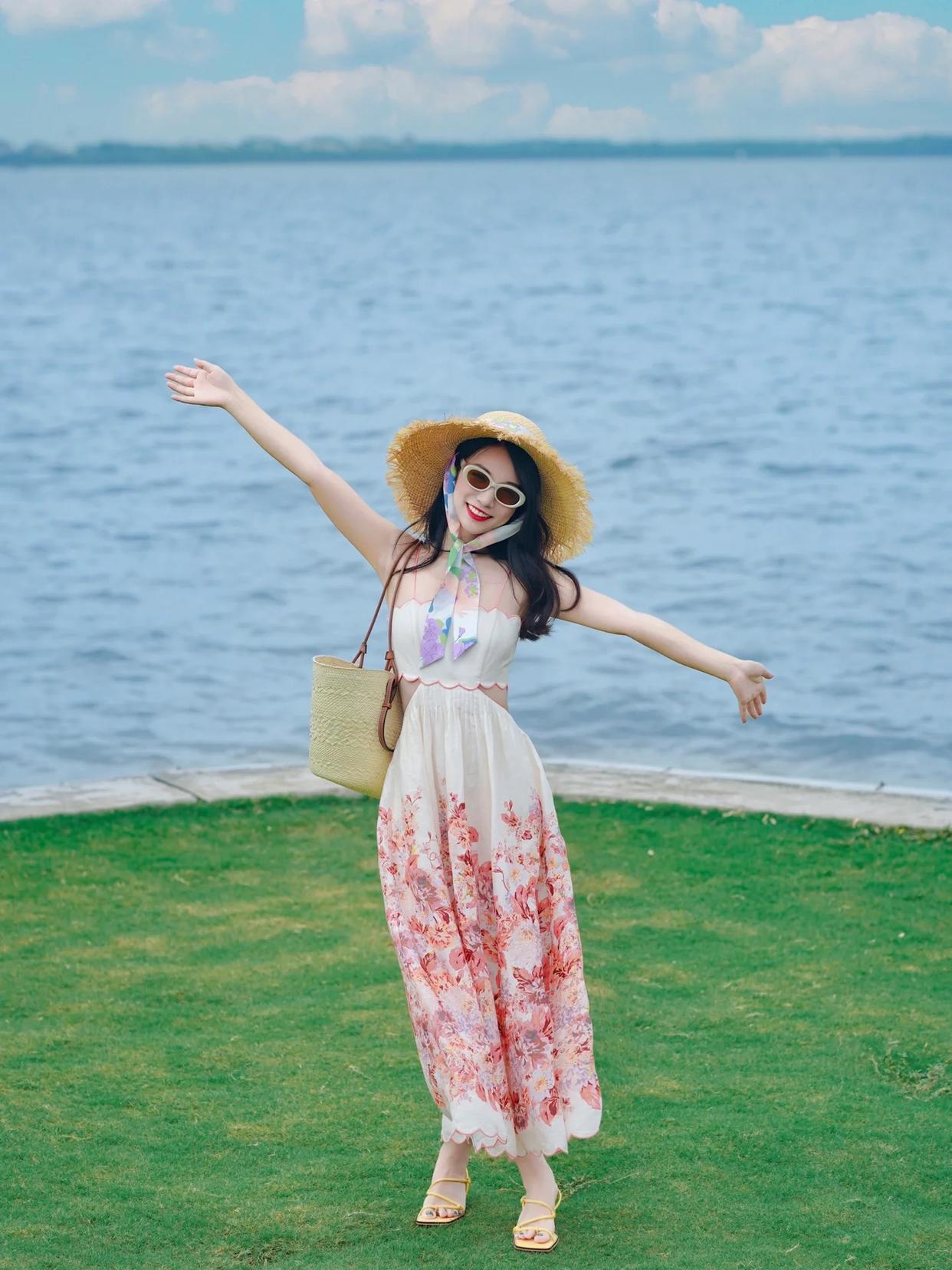 8个全身拍照动作,好看显瘦有气质,拍出满满表现力