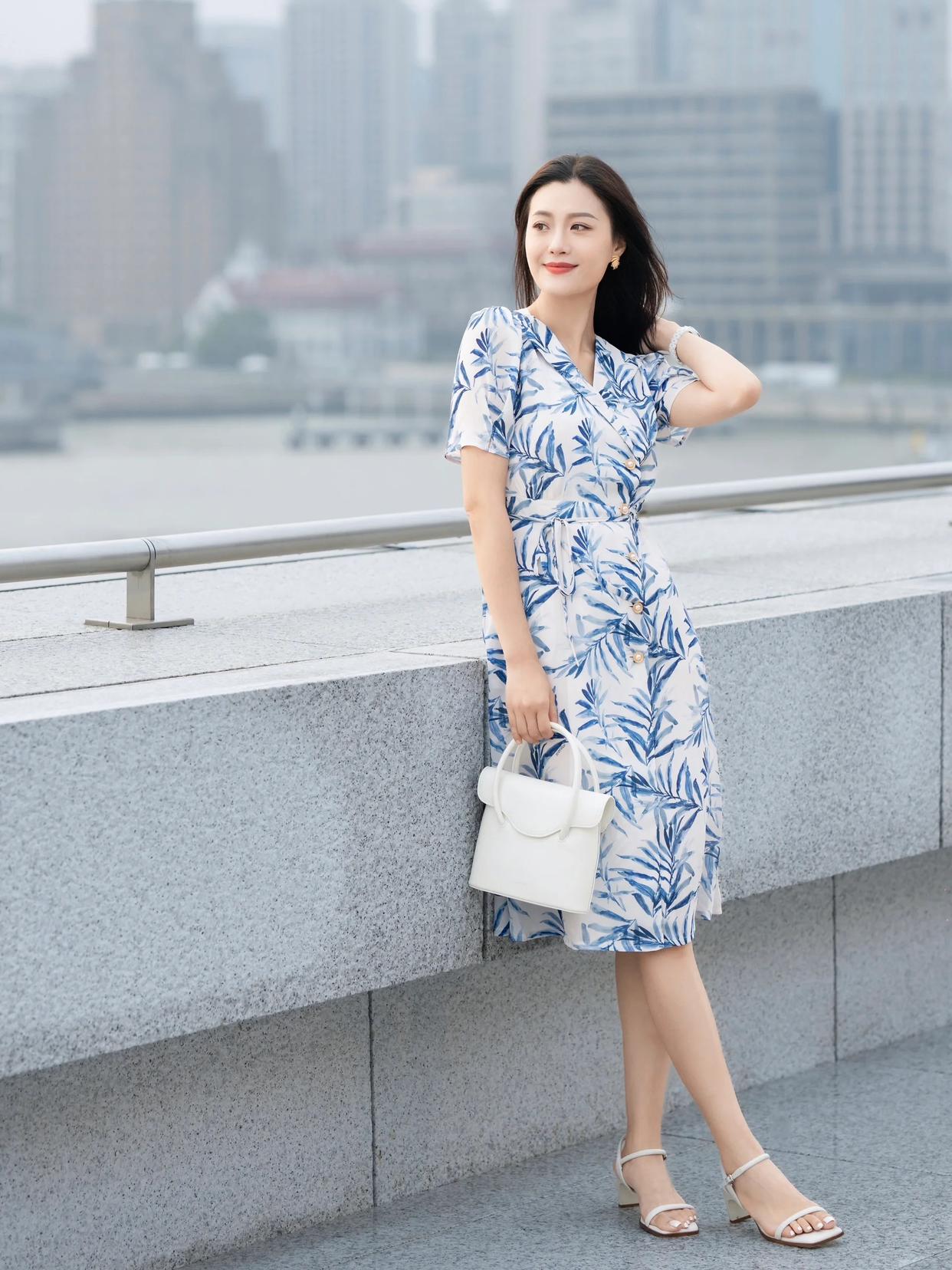 知性姐姐拍照,8个实用技巧,出片落落大方很漂亮