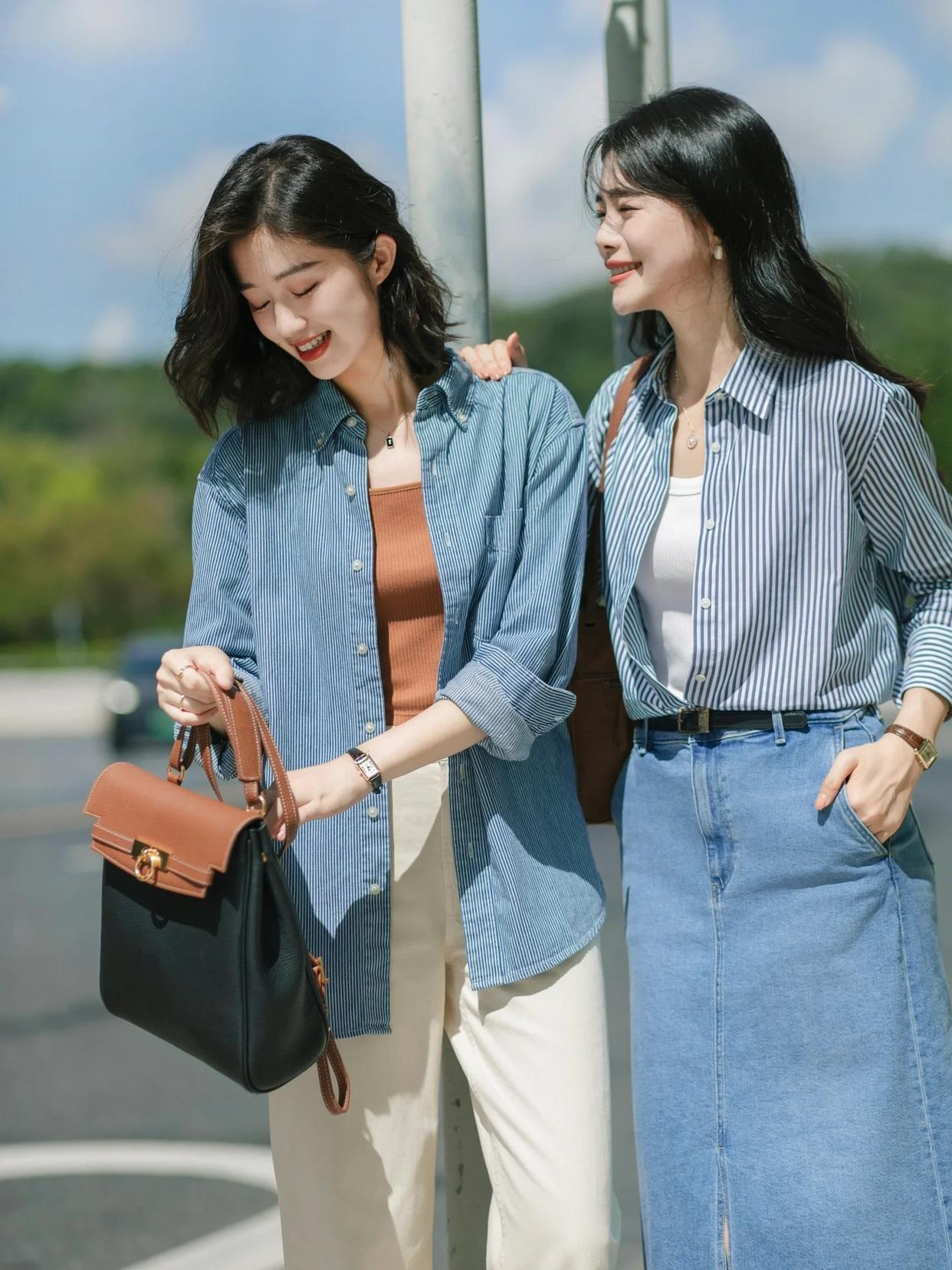 和闺蜜一起拍照,试试这样拍,自然好看很有爱