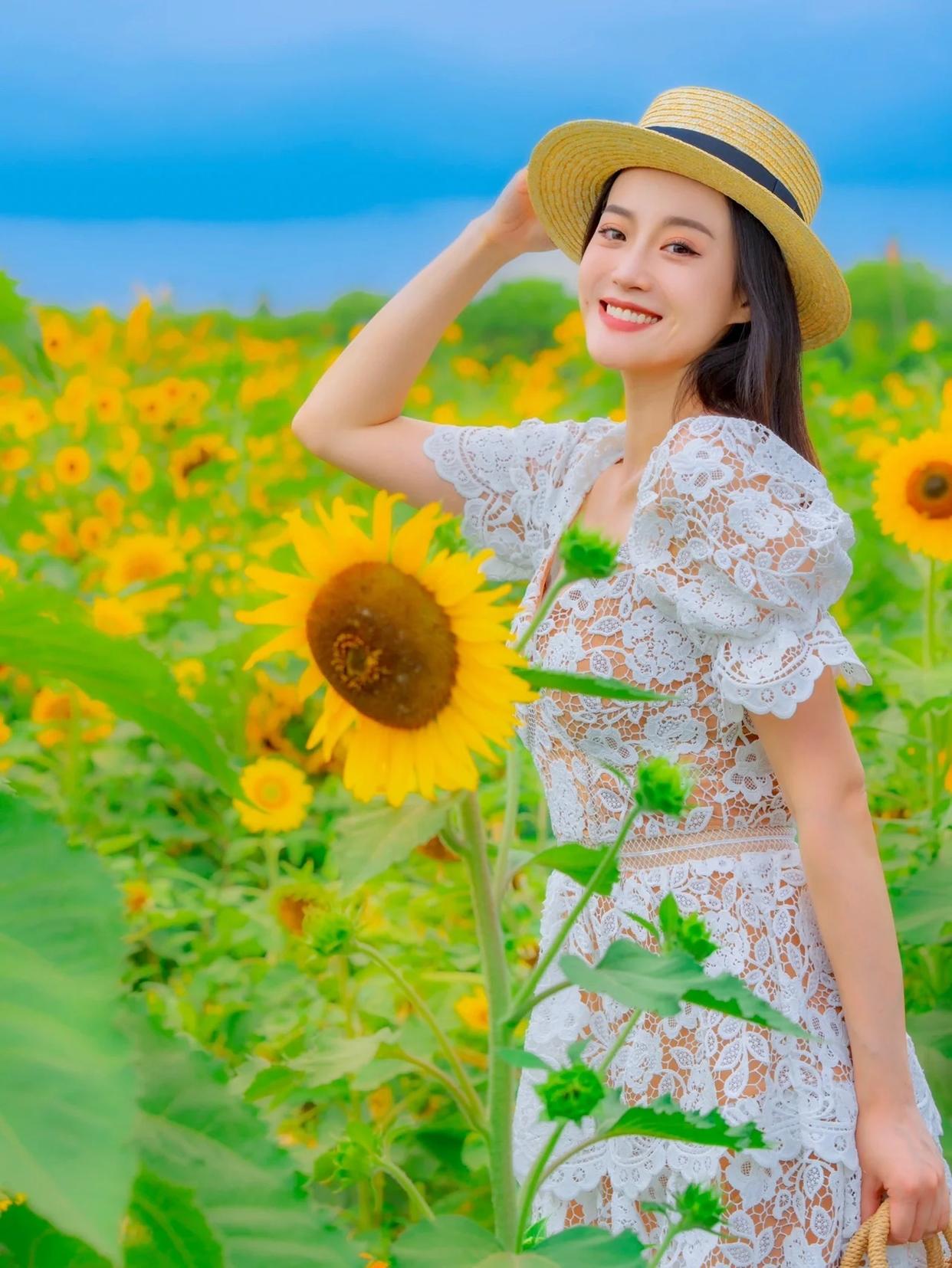 与花合影,10个简约实用的拍摄技巧,拍照出片率高人很美