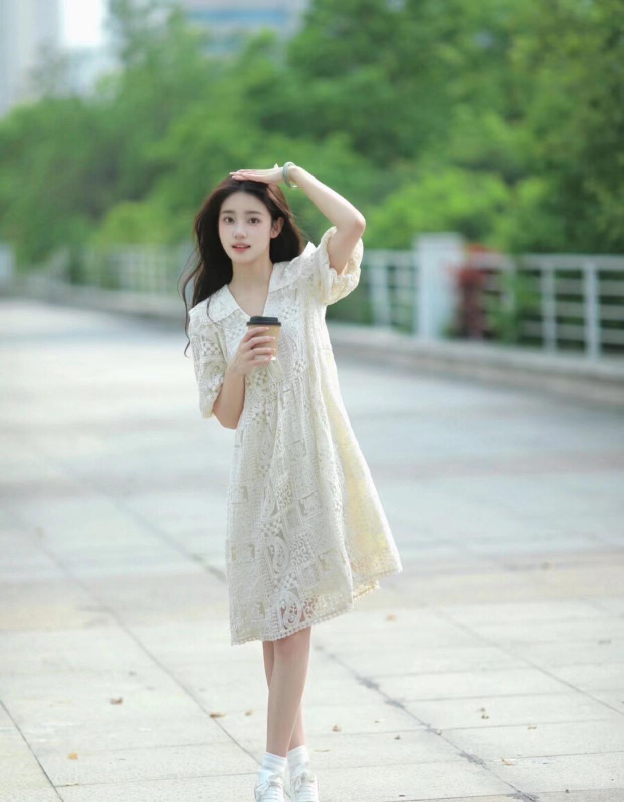 好看的手姿不嫌少,11个自然漂亮的手部姿势,拍照一个比一个好看