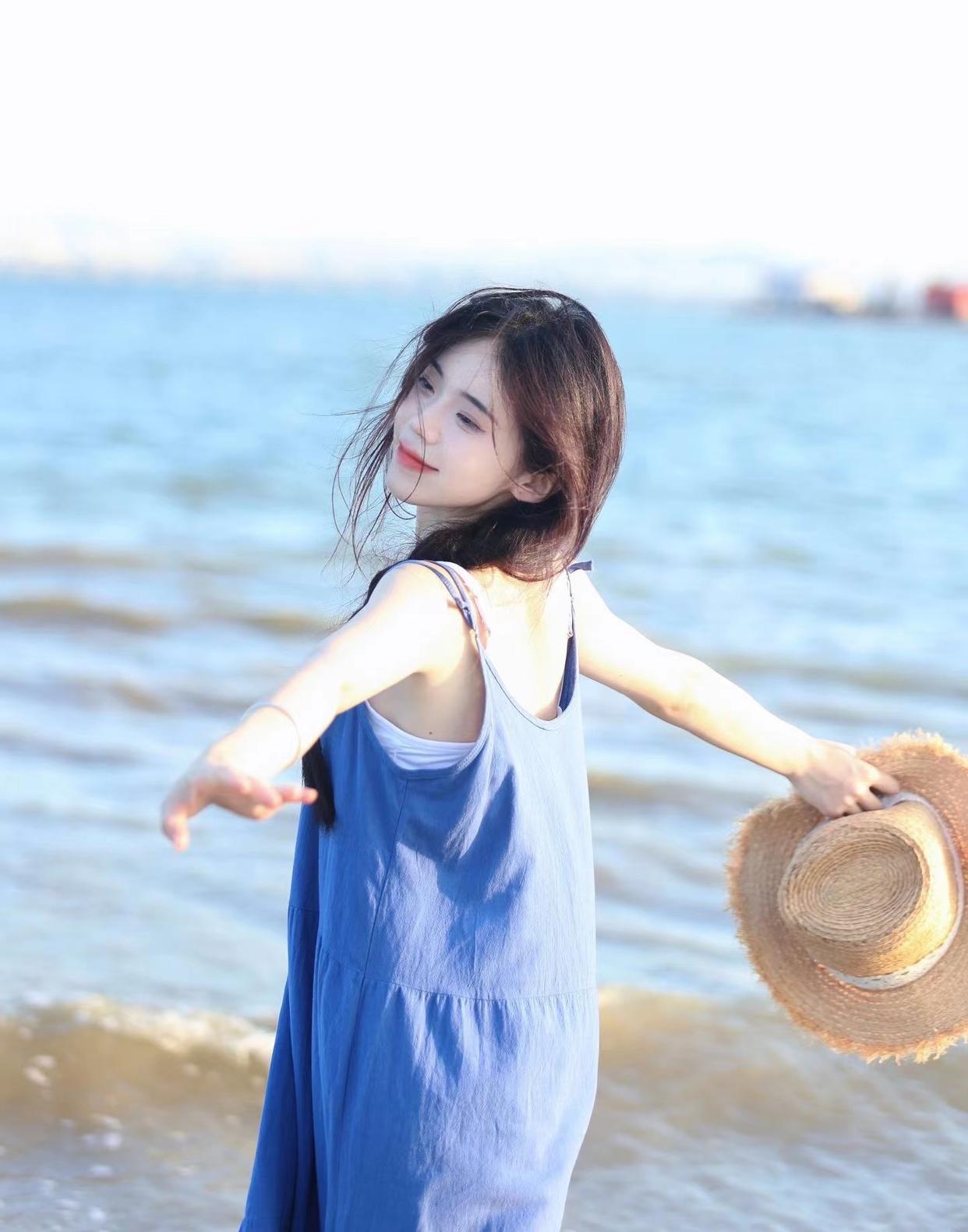 好看的手姿不嫌少,11个自然漂亮的手部姿势,拍照一个比一个好看