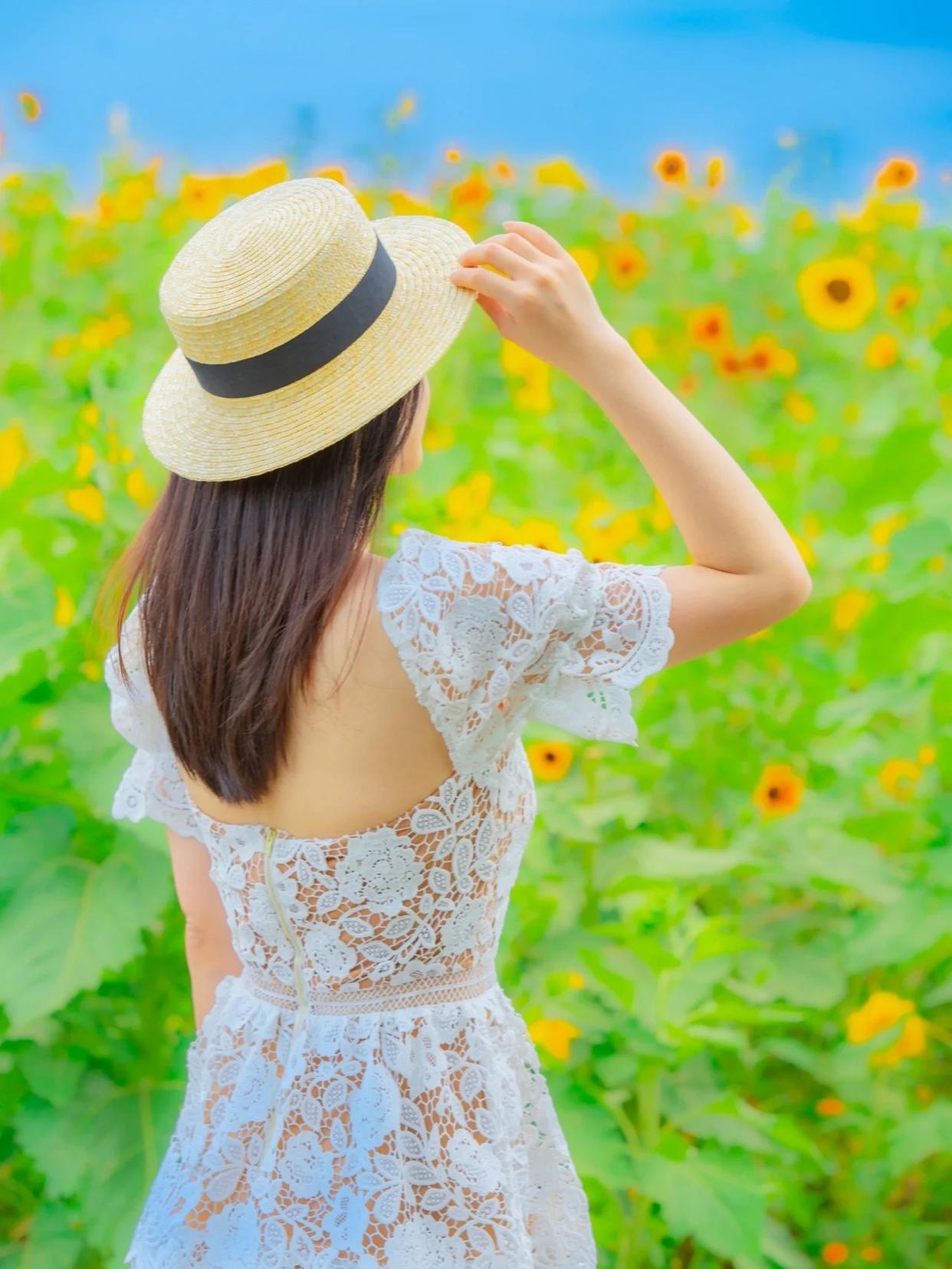 与花合影,10个简约实用的拍摄技巧,拍照出片率高人很美