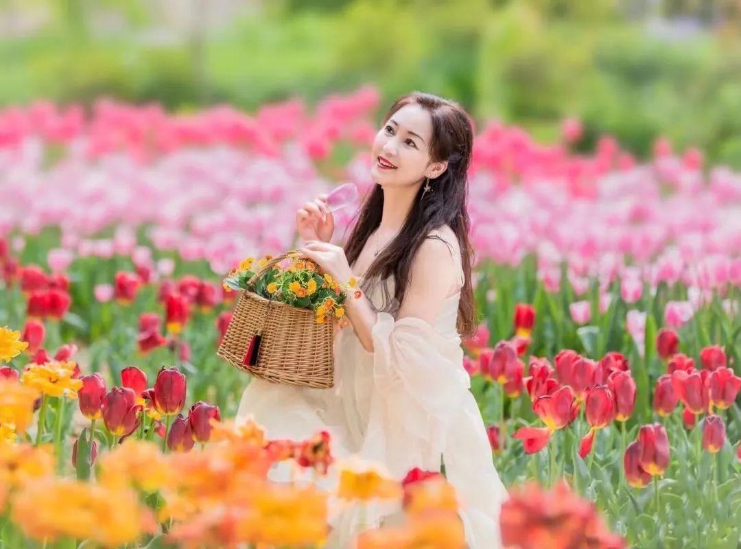 中年姐姐拍优雅美照,这些通俗易懂的技巧,出片气质大方有韵味