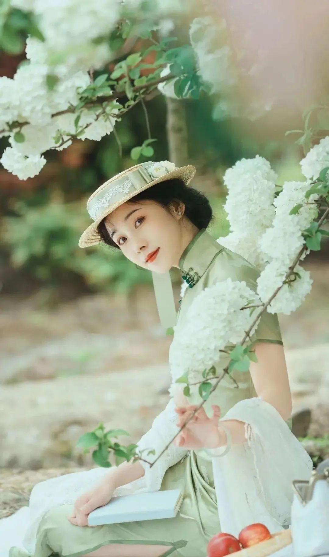 中年姐姐拍优雅美照,这些通俗易懂的技巧,出片气质大方有韵味