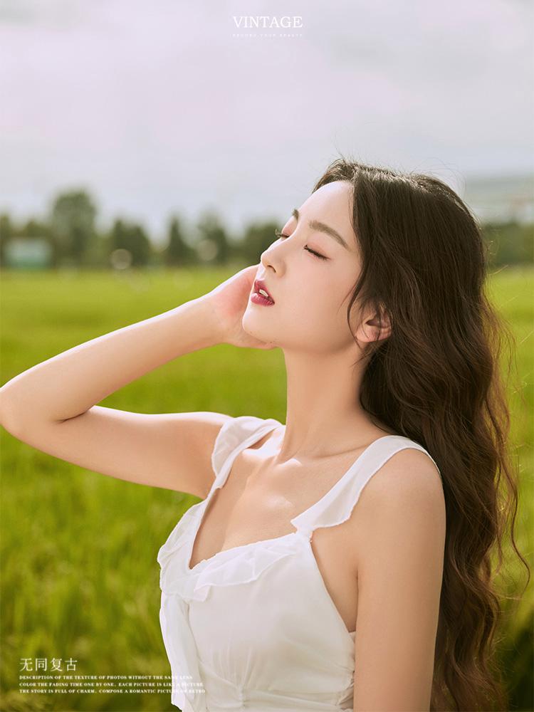 气质女生如何拍照,8个姿势告别拍照呆板,拍照气质又漂亮