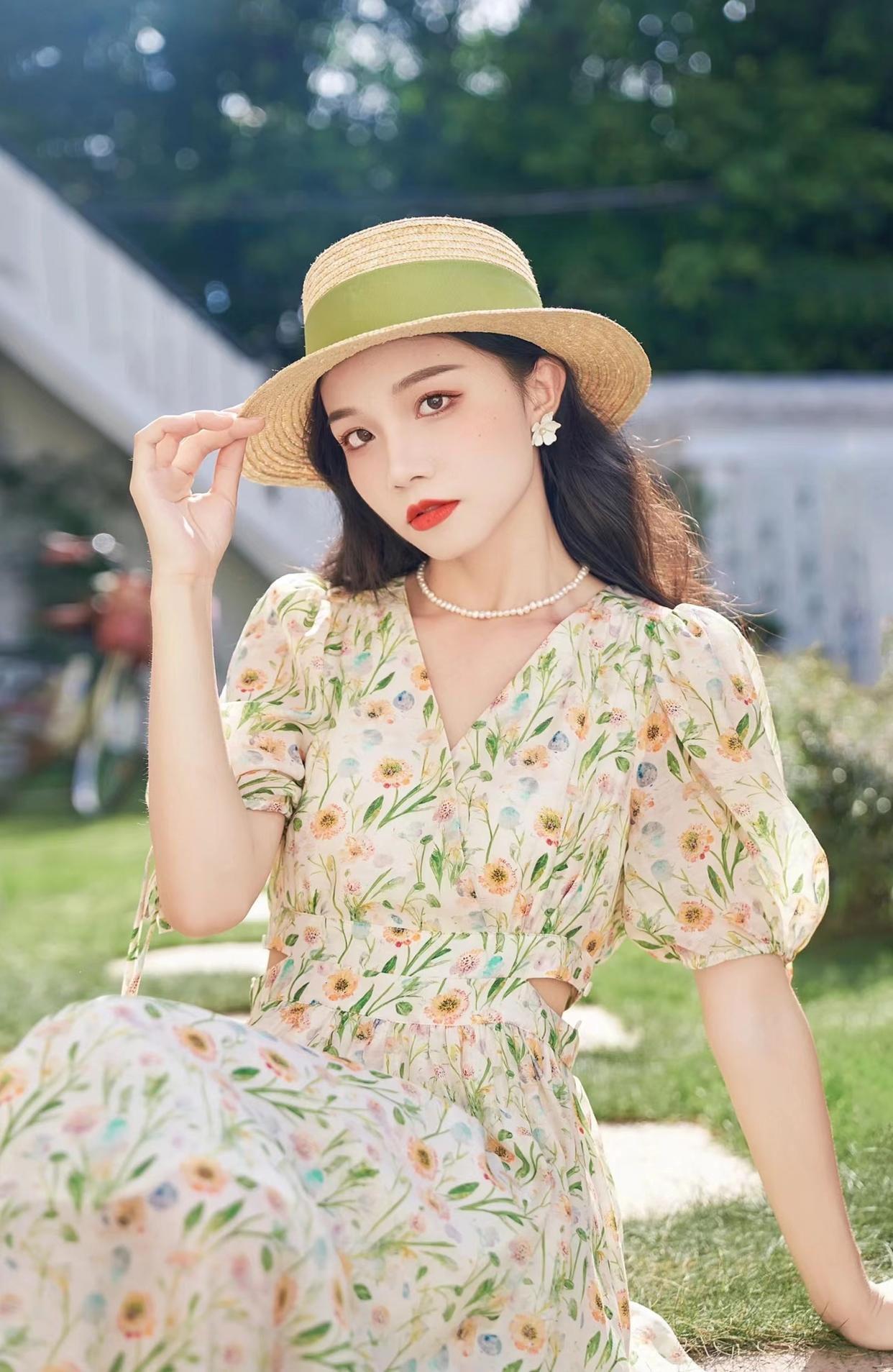 穿好看的裙子拍照,9个自然优雅的姿势,拍照尽显女性魅力