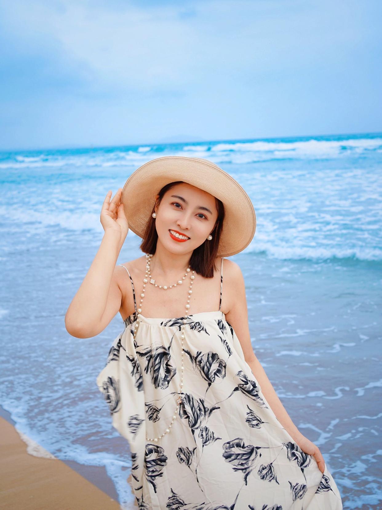 9个海边拍照姿势,氛围感满满,拍照气质又好看