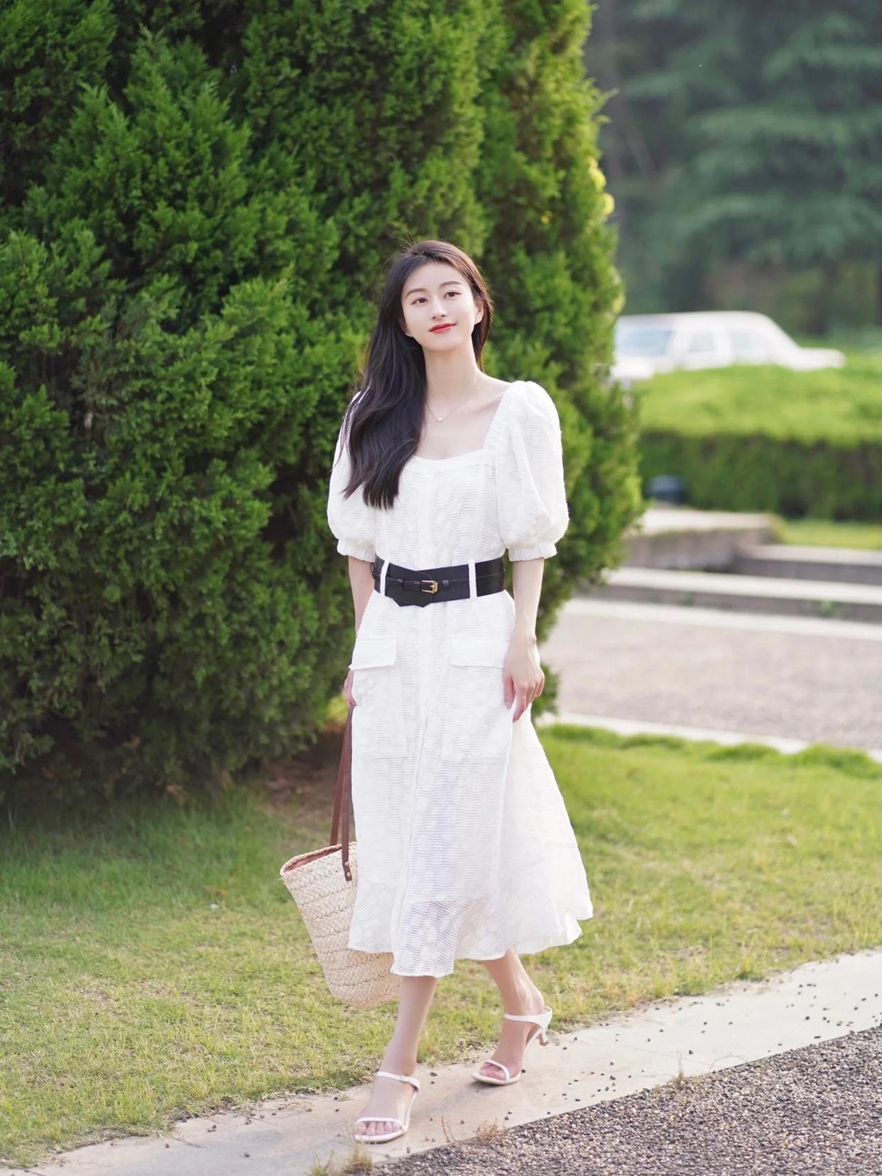 把人像拍得苗条又显高,这些关键要点不能少,拍照人像又瘦又漂亮