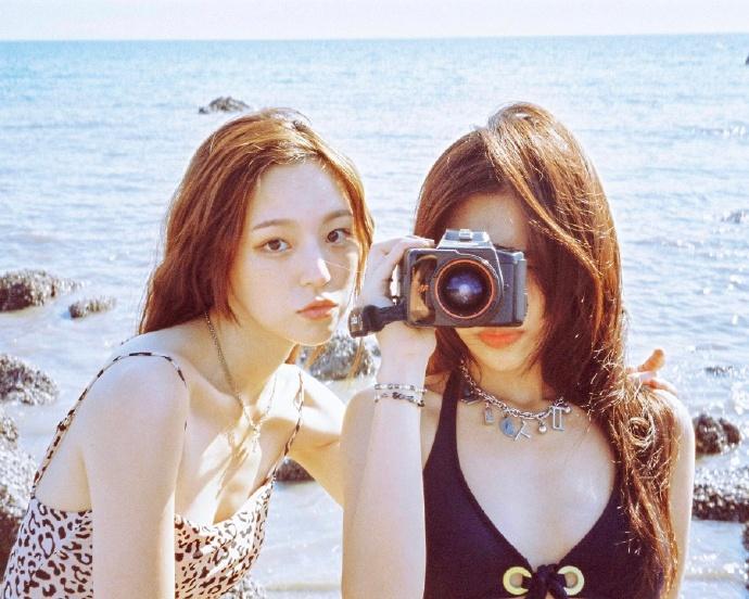 女生9个拍照姿势,学起来,让你轻松拍出美丽自信照片