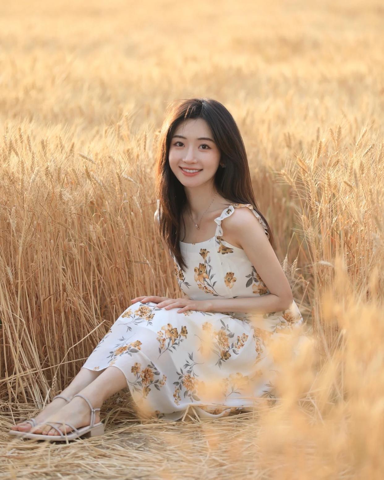 麦田人像摄影,怎么拍才更唯美、漂亮,9个技巧帮你拍美麦田人像