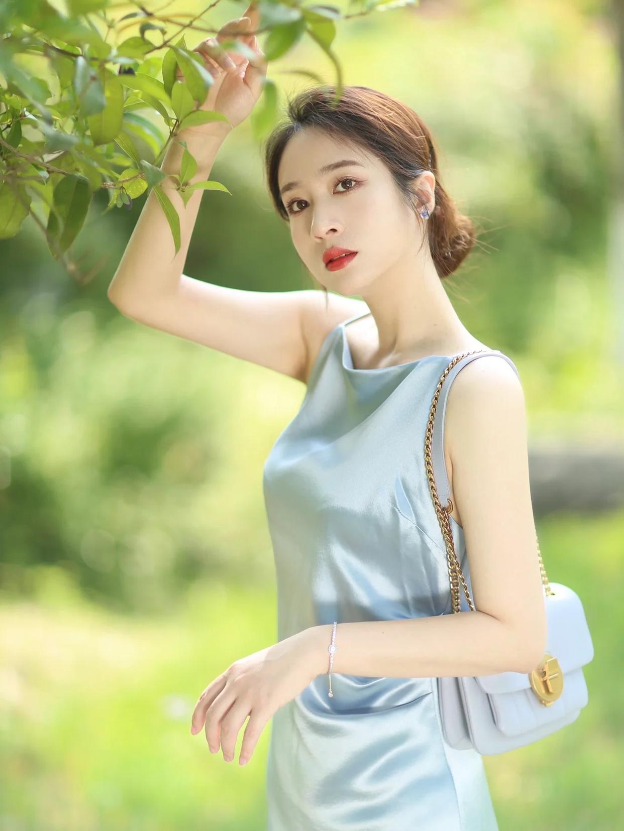 把人像拍出新意,这些思路很重要,普通人也能拍照又漂亮又自然