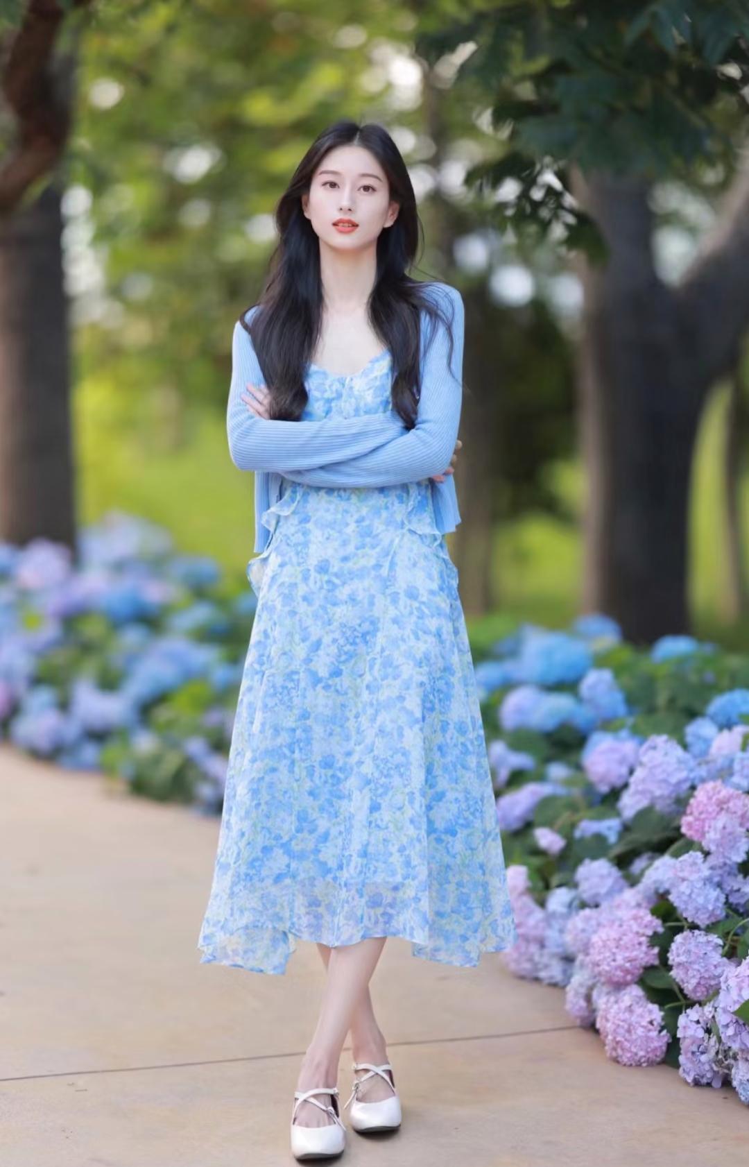 拍照好看的手部动作不能少,8个动作,气质漂亮又上镜