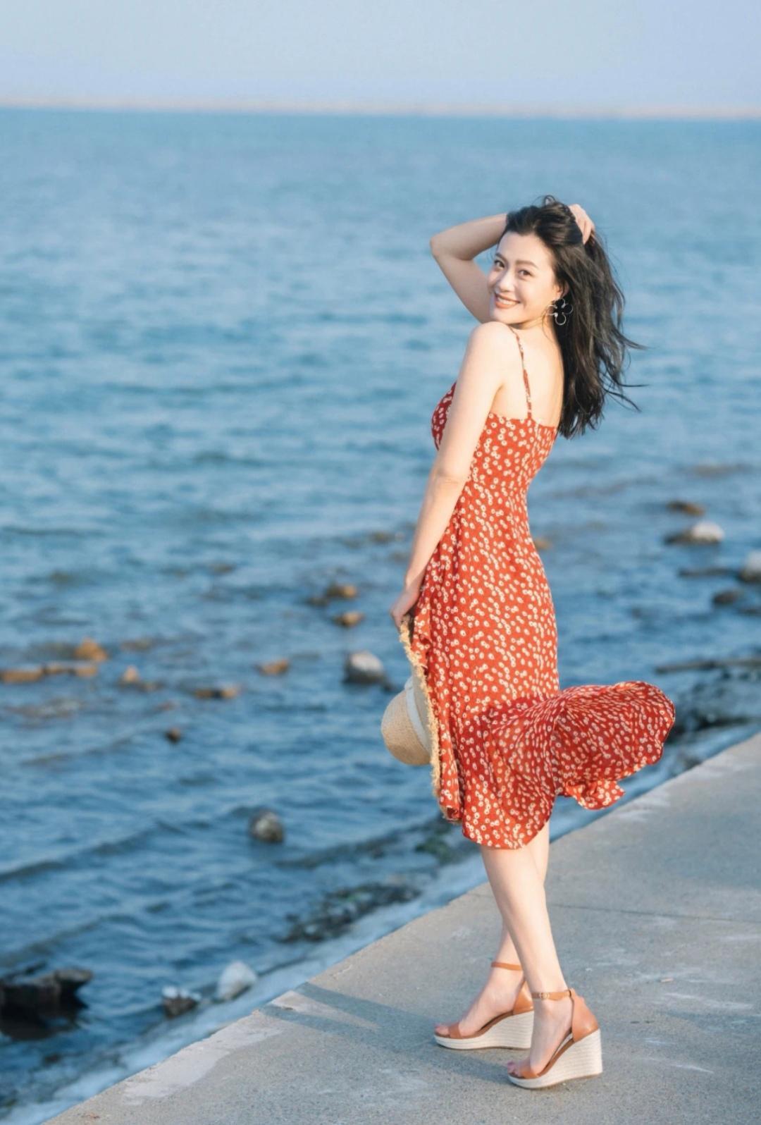 拍照好看的手部动作不能少,8个动作,气质漂亮又上镜