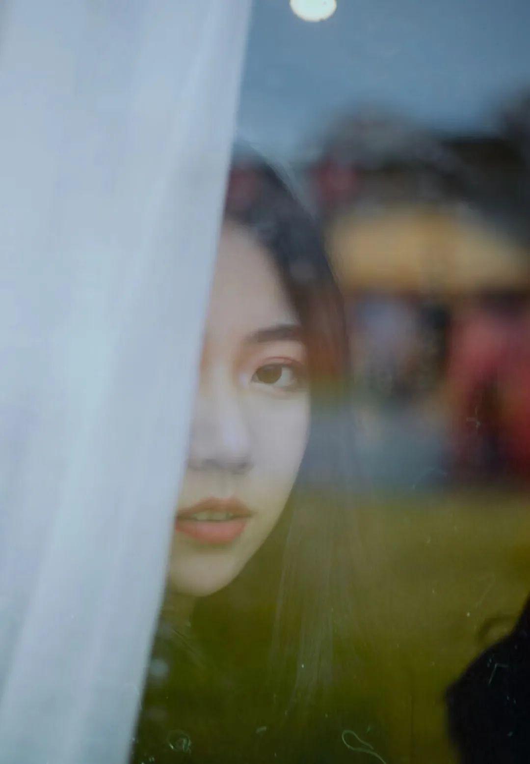 用手机拍照,如何拍才能更美,7大技巧帮你拍出美美的手机人像