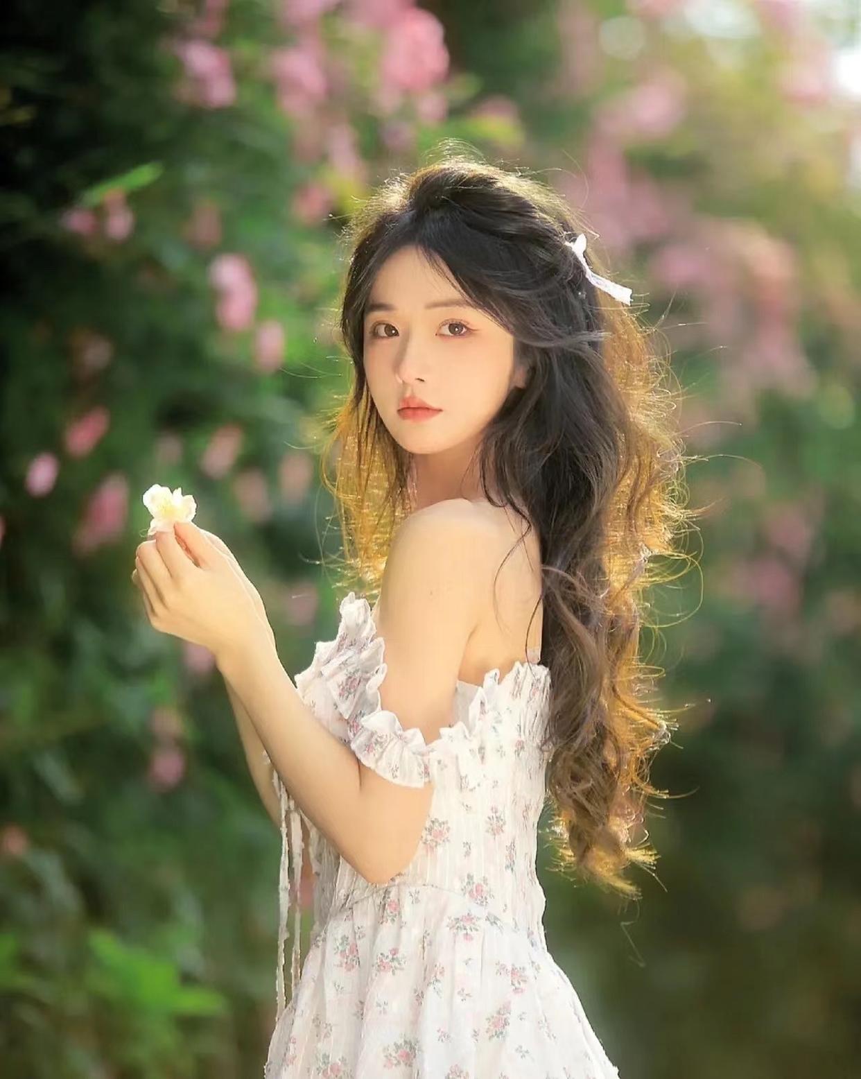 用手机拍照,如何拍才能更美,7大技巧帮你拍出美美的手机人像