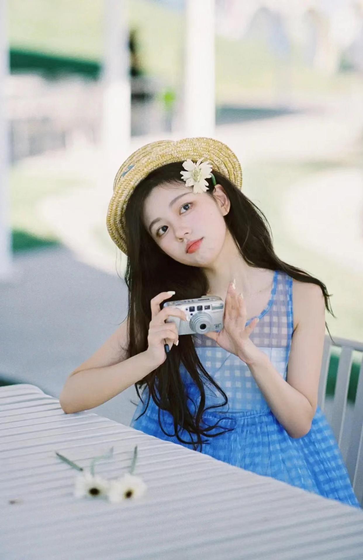 手机拍人像，这些生活化的拍照姿势，随手一拍就很好看